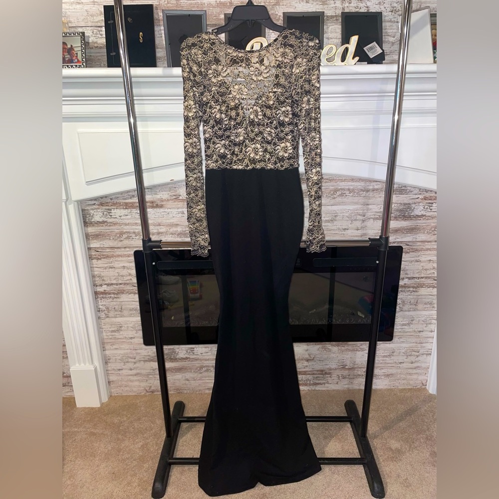 Women’s formal dress